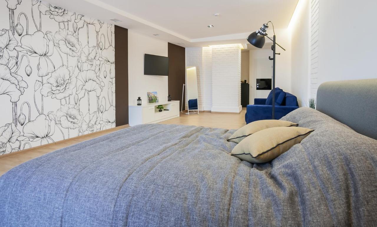 Amsterdam Lviv Apartments Eksteriør bilde