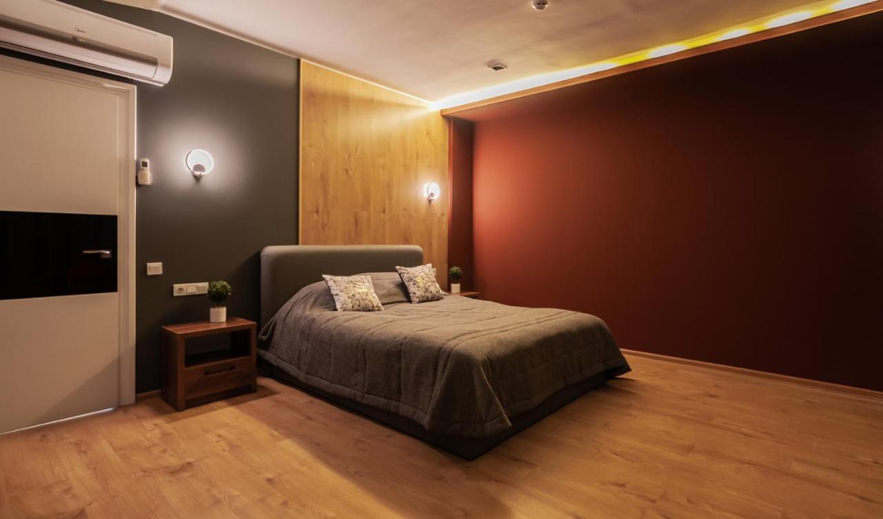 Amsterdam Lviv Apartments Eksteriør bilde